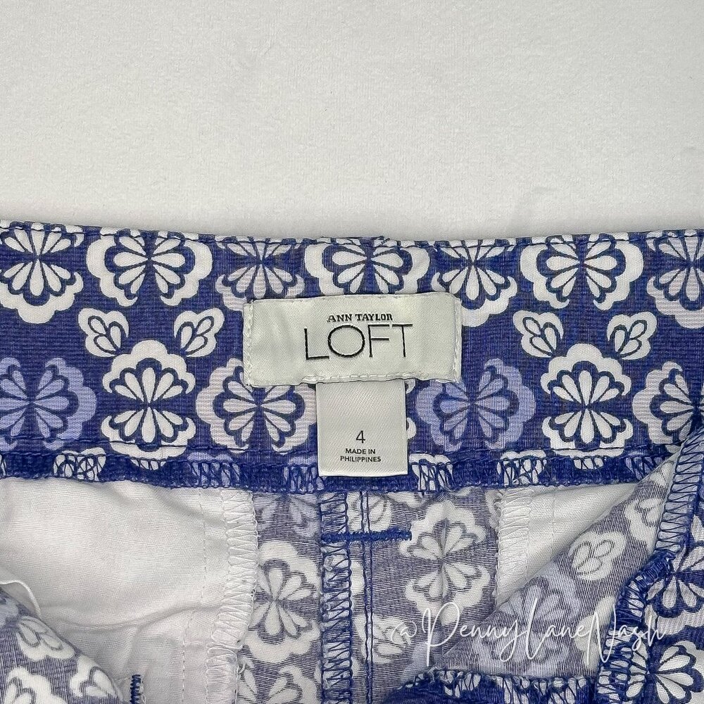 Ann Taylor Loft Patterned Shorts Blue/White - Picture 9 of 10